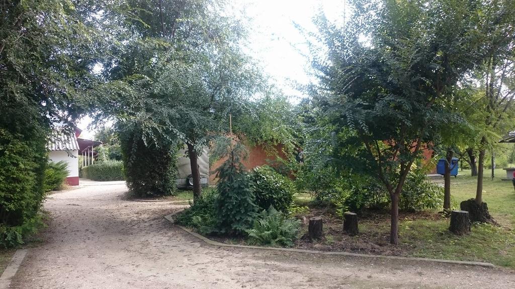 Dobo Tanya Villa Roszke Екстериор снимка