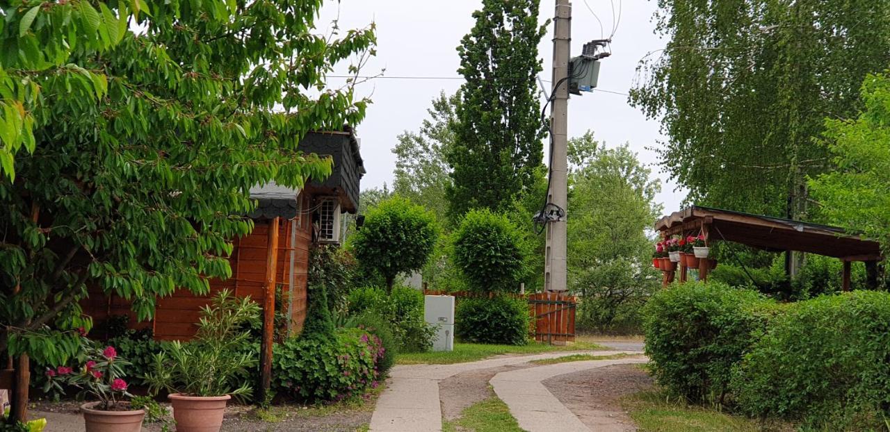 Dobo Tanya Villa Roszke Екстериор снимка
